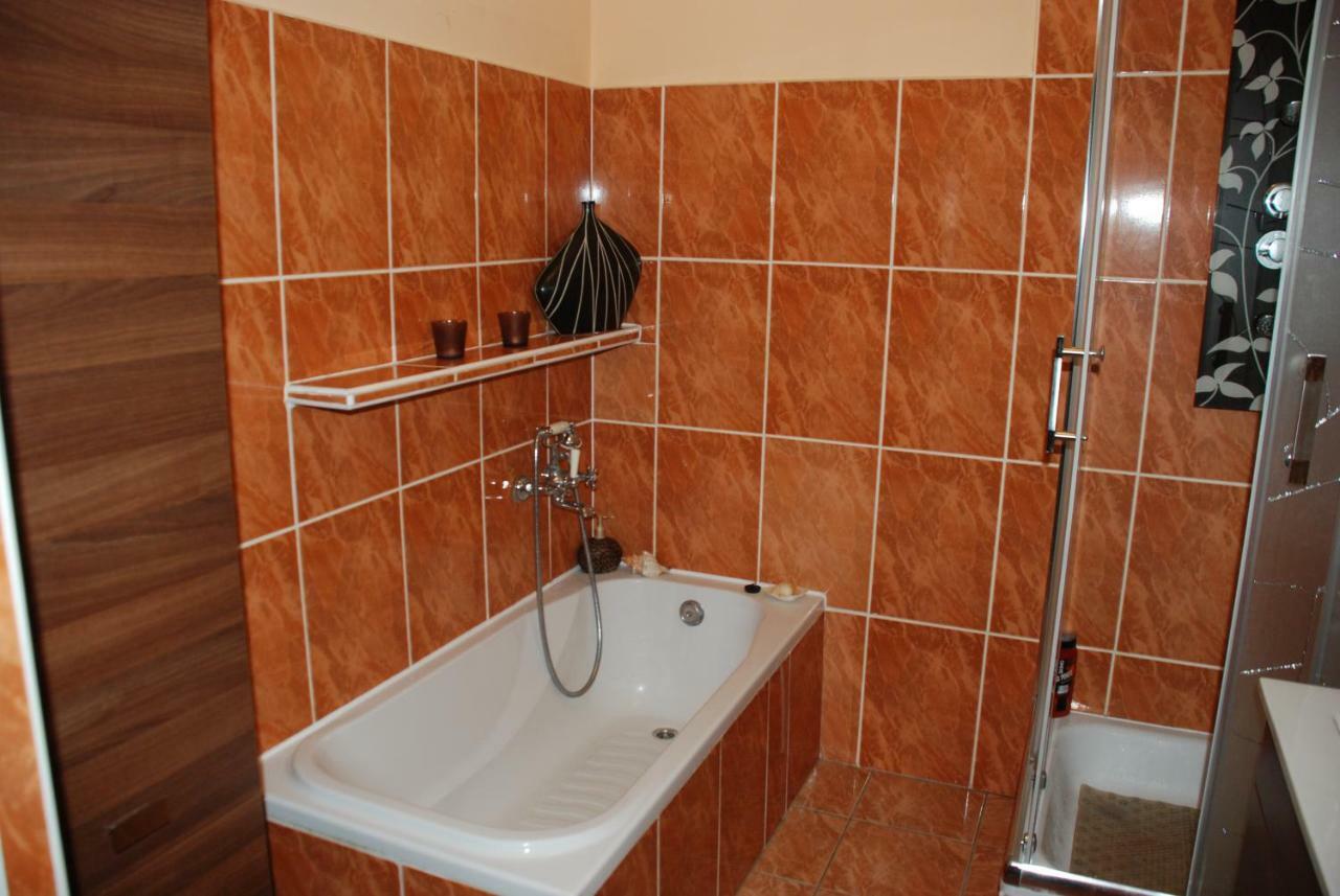 Dom Chotomow Apartment Exterior photo